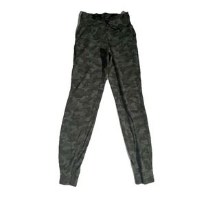 Lululemon Ready to Run Dark Olive Camo Joggers Pants High Rise Size 2